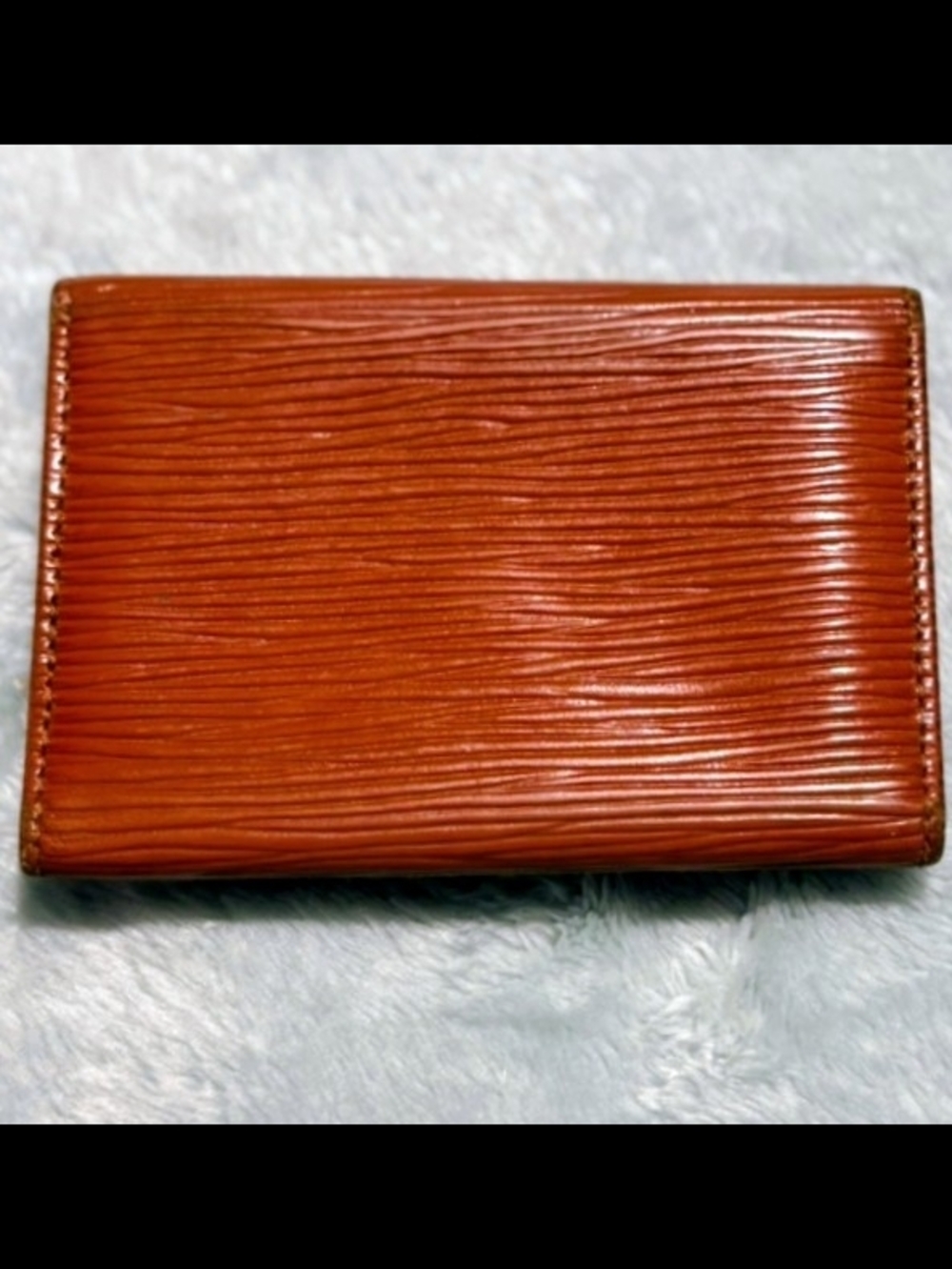 LOUIS VUITTON Tan Epi Leather Key Clutch Wallet with Brass Hardware - Picture 5 of 6